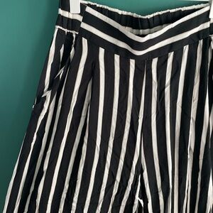 H&M Striped Wide Leg Pant, Black/White/Tan, Size 2